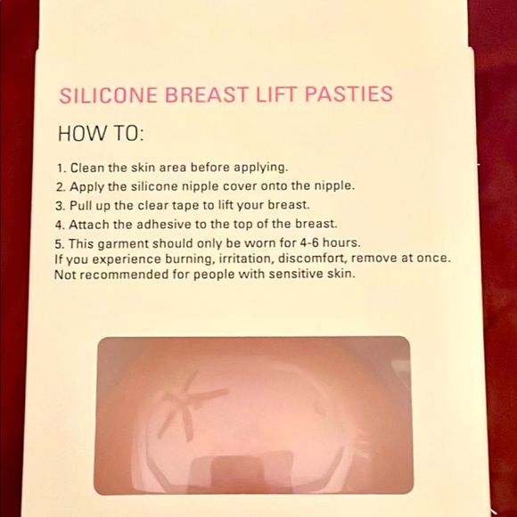 Reusable Silicone Breast Lift Pasties - Picture 3 of 8